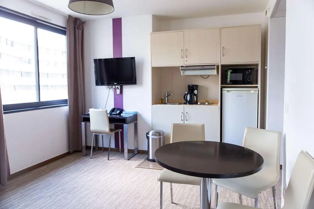 Zenitude Hotel Residences Ferney Voltaire  Ferney-Voltaire