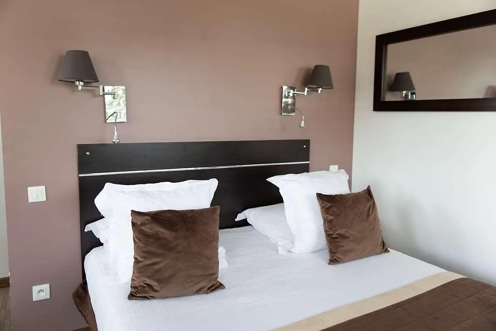 Zenitude Hotel Residences Ferney Voltaire 0*, Ferney-Voltaire France